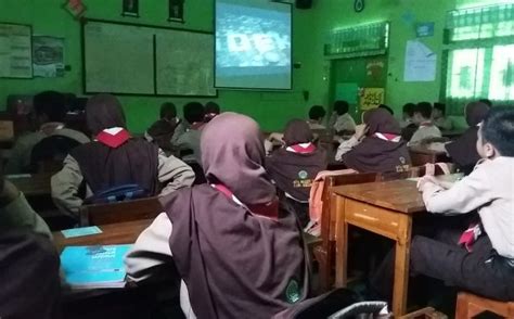 pemula, masih belajar *nonton f .